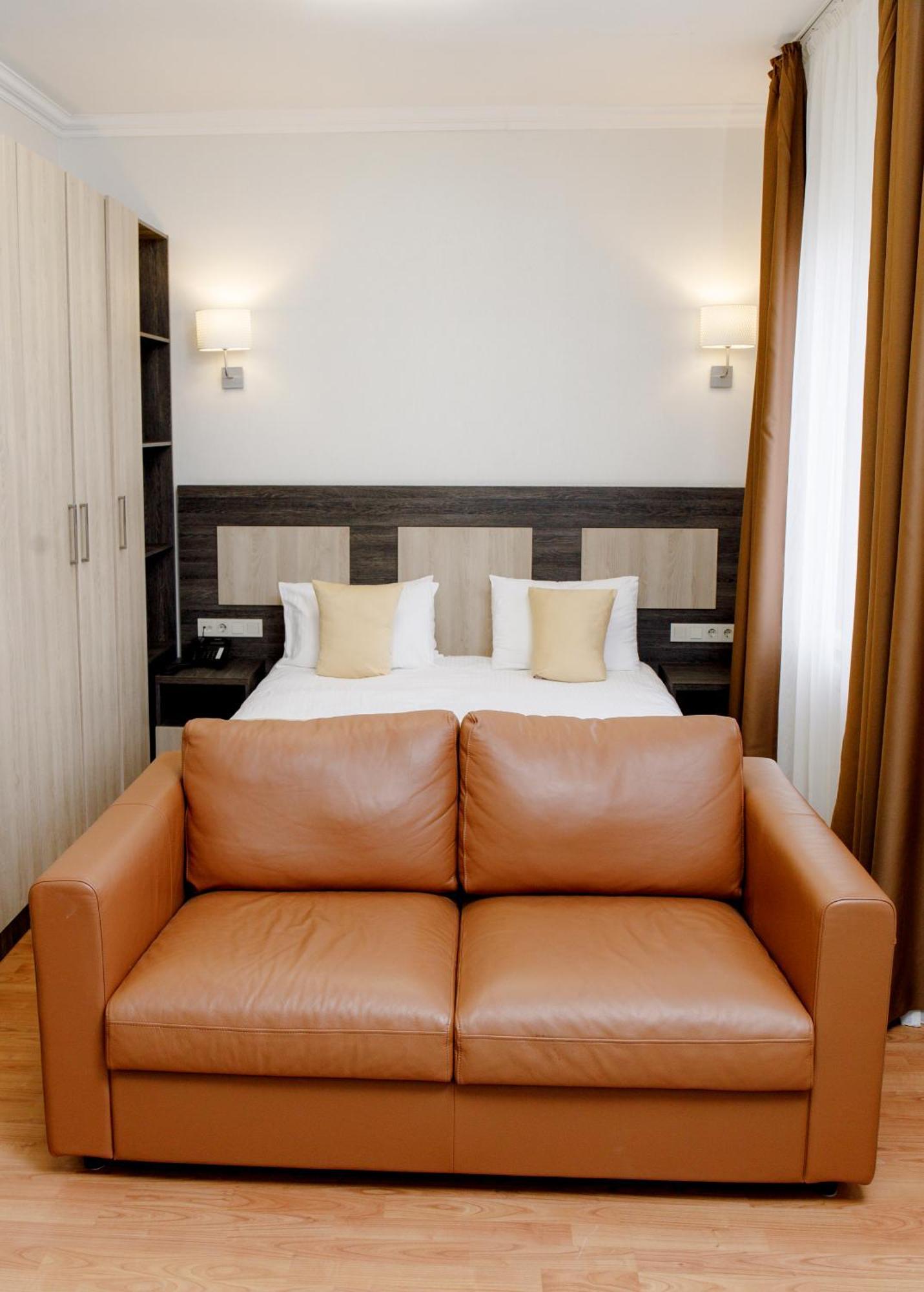 Infinity Plaza Block 1 Hotel อะเตรา ภายนอก รูปภาพ